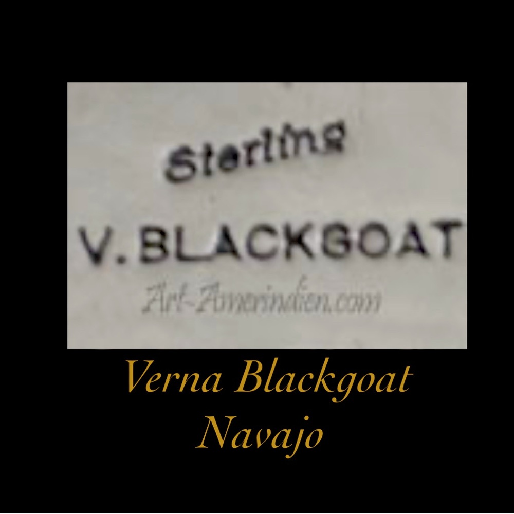 Signed - Verna Blackgoat Navajo. Old Pawn Sterling Silver Bisbee Turquoise Ring - Picture 9 of 10